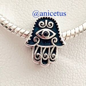 NWOT 925 Sterling Silver Hamsa Hand Necklace /3mm Charm & 16” 3mm Chain